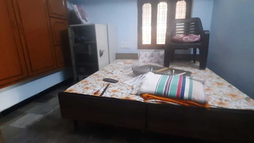 Nizamabad City | నగరంలో చోరీ
