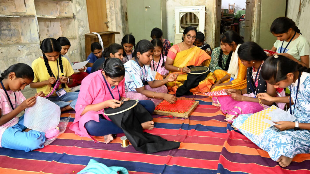 Bal Bhavan | ప్రతిభను వెలికితీసే ‘బాల భవన్’