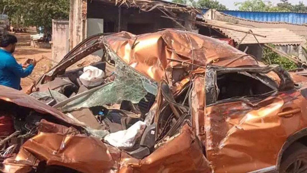 Nellore | ఇంట్లోకి దూసుకెళ్లిన కారు.. ఐదుగురు వైద్య విద్యార్థుల మృతి