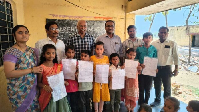 Deo Ashok | సెలవుల్లోనూ విద్యార్థులు చదువుకునేలా చూడాలి