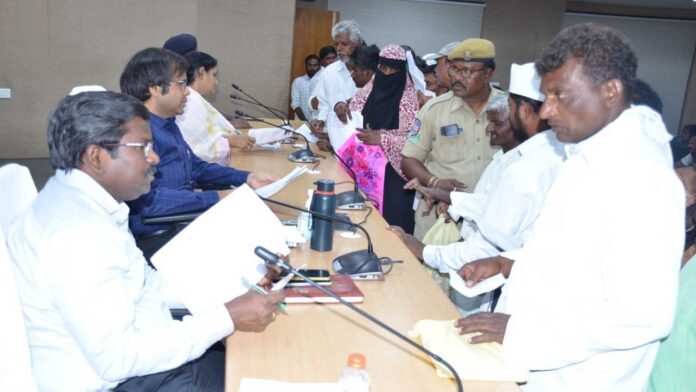 Prajavani | ఫిర్యాదులు తక్షణమే పరిష్కరించాలి
