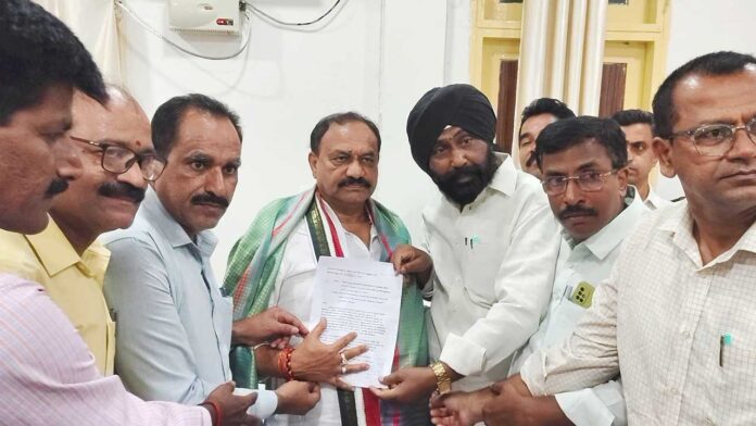 Gazetted Head masters | గెజిటెడ్ ప్రధానోపాధ్యాయులకు పదోన్నతులు కల్పించాలి