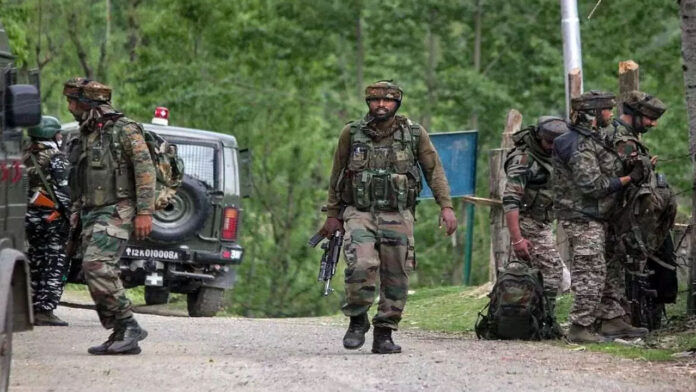 India Pakistan border | సరిహద్దు నుంచి పాకిస్తాన్ సేనలు వెనక్కి..స్థావరాలు ఖాళీ చేస్తున్న పాక్ సైన్యం! India Pakistan border | సరిహద్దు నుంచి పాకిస్తాన్ సేనలు వెనక్కి..స్థావరాలు ఖాళీ చేస్తున్న పాక్ సైన్యం!