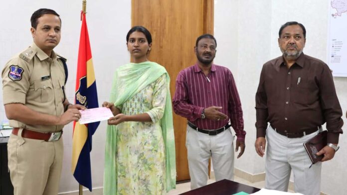 SP Rajesh Chandra | పోలీసు భద్రత పథకంతో ఆర్థిక భరోసా