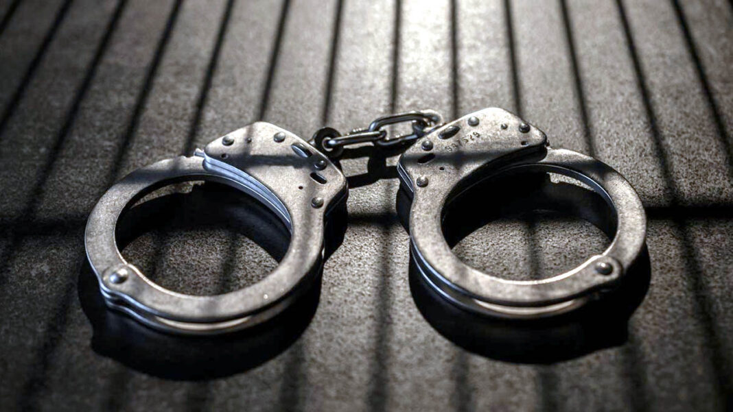 Pakistani Spies Arrested