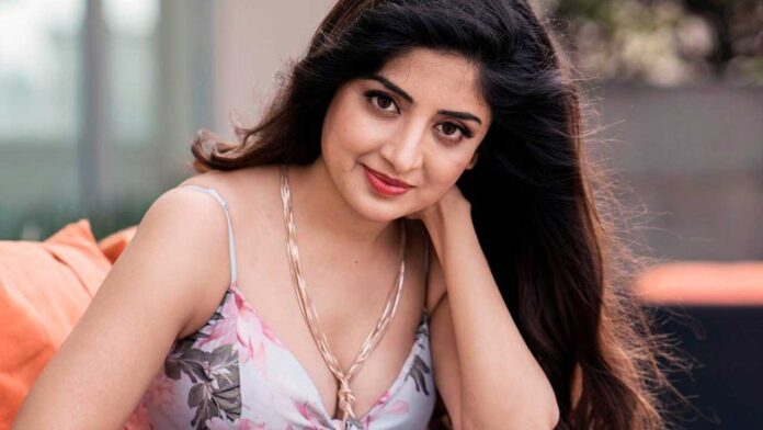Poonam-Kaur