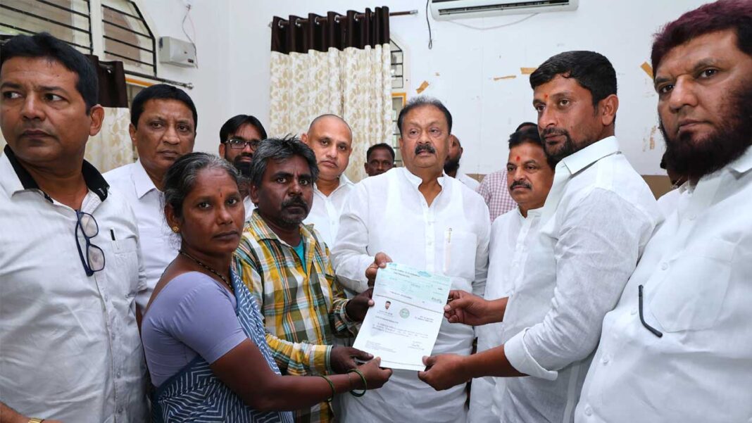 CM Relief Fund | బాధిత కుటుంబాలకు సీఎంఆర్‌ఎఫ్‌తో ఉపశమనం