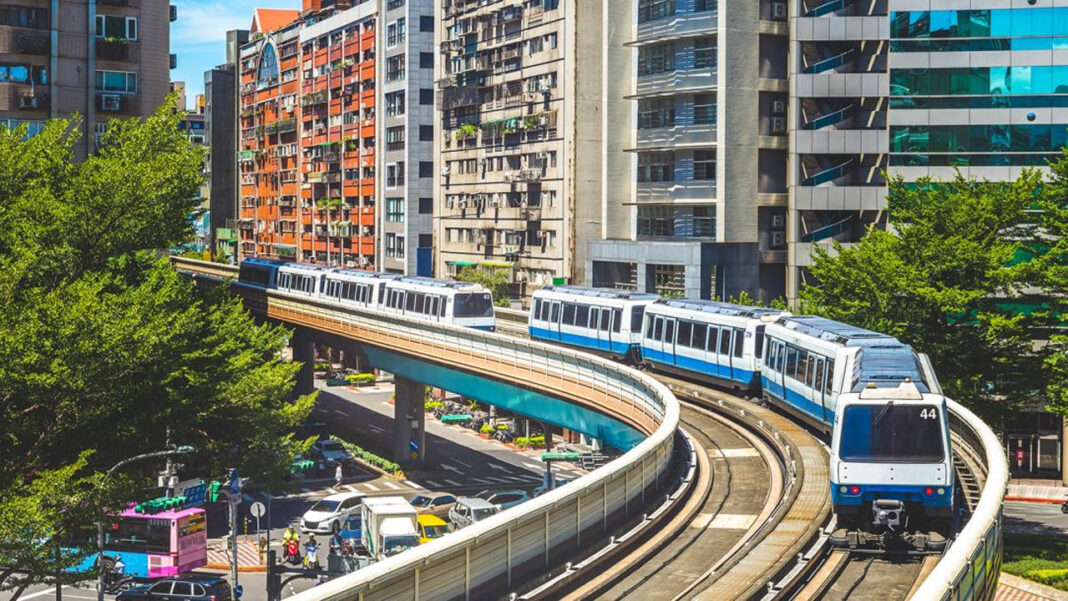 Best public transport in the world |ప్రపంచంలో అత్యుత్తమ ప్రజా రవాణ ఇక్కడే.. సర్వేలో 19 నగరాలు ఎంపిక.. జాబితాలో ముంబయి, ఢిల్లీకి చోటు..