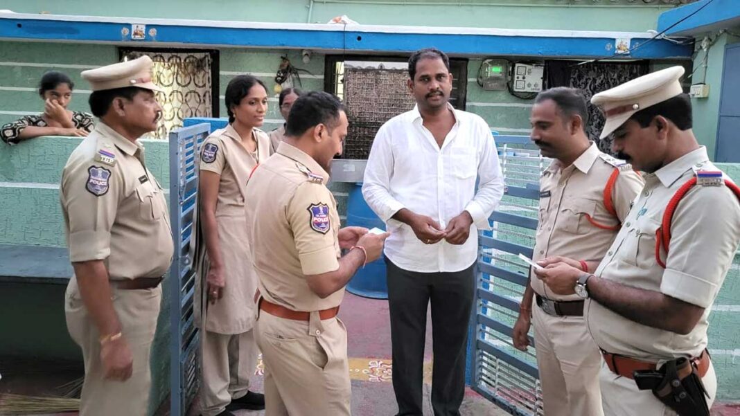 Community Contact Program | పోలీసుల విస్తృత తనిఖీలు.. ఆ చోట ఎందుకంటే..