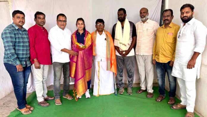Care Degree College | క్రీడాకారిణి సౌమ్య ‘కేర్’ పూర్వ విద్యార్థి కావడం గర్వకారణం