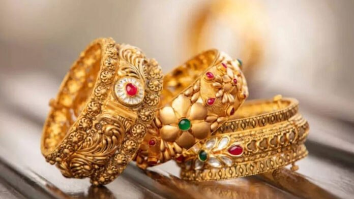 gold Price on august 28 | మ‌ళ్లీ పైపైకి బంగారం ధ‌ర‌.. అమెరికా సుంకాల ప్ర‌భావ‌మేనా?