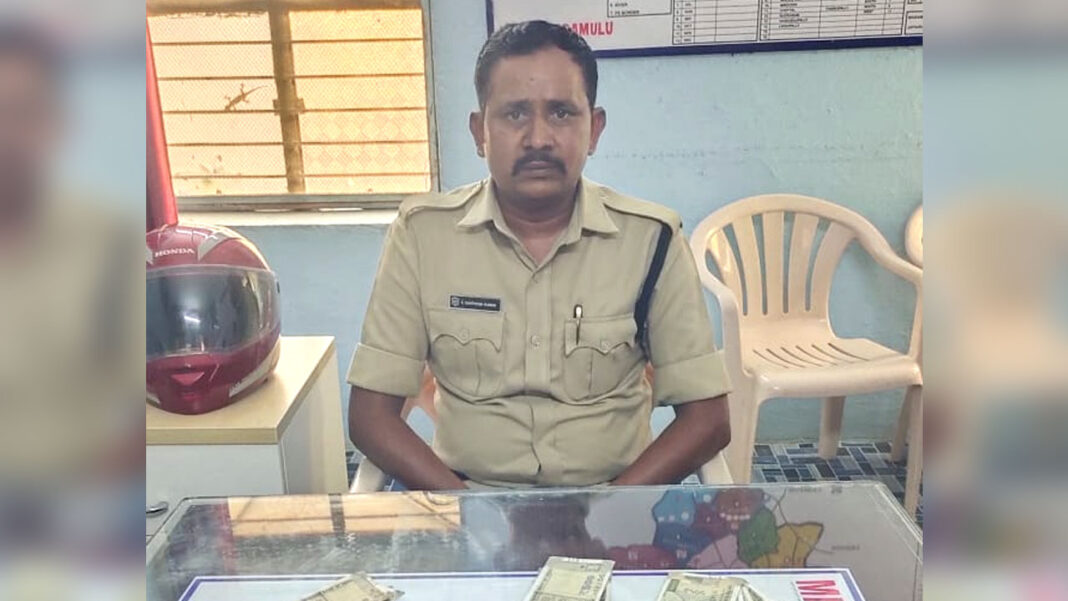 ACB Raid | ఏసీబీకి చిక్కిన హోమ్​గార్డు