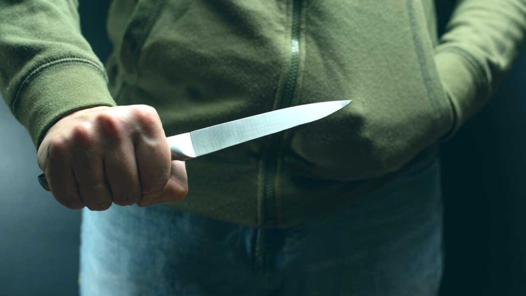 Stabbing suspects | కత్తిపోటు నిందితుల అరెస్టు.. రిమాండ్​కు తరలింపు
