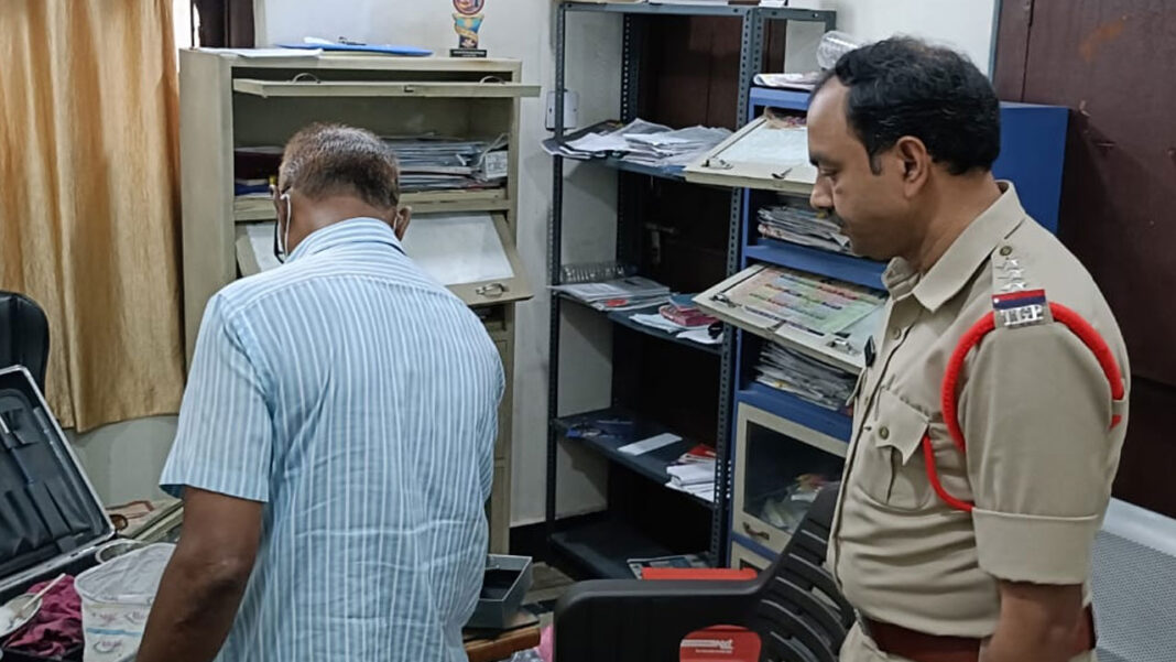 thieves at Nizamabad City