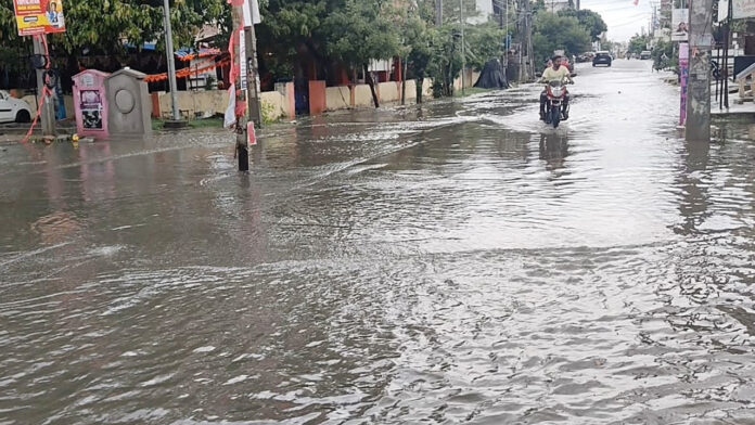 Heavy rains continue
