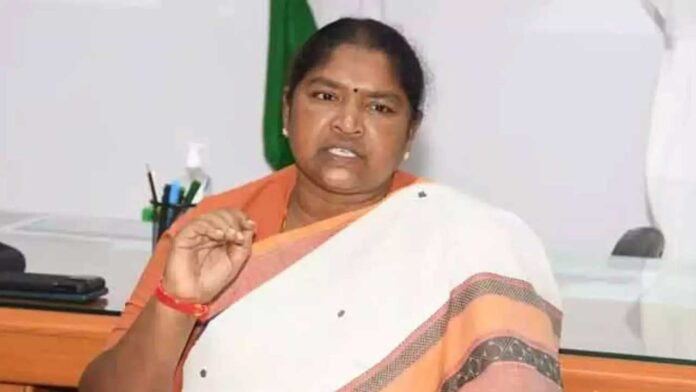 Minister Seethakka