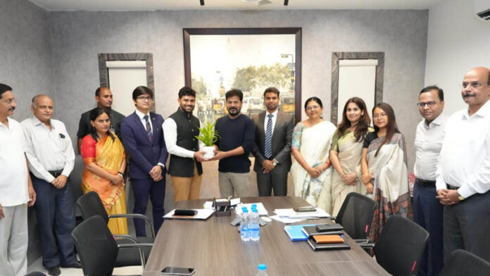 2024 batch trainee IASs | సీఎం రేవంత్​తో ట్రైనీ ఐఏఎస్​ల భేటీ