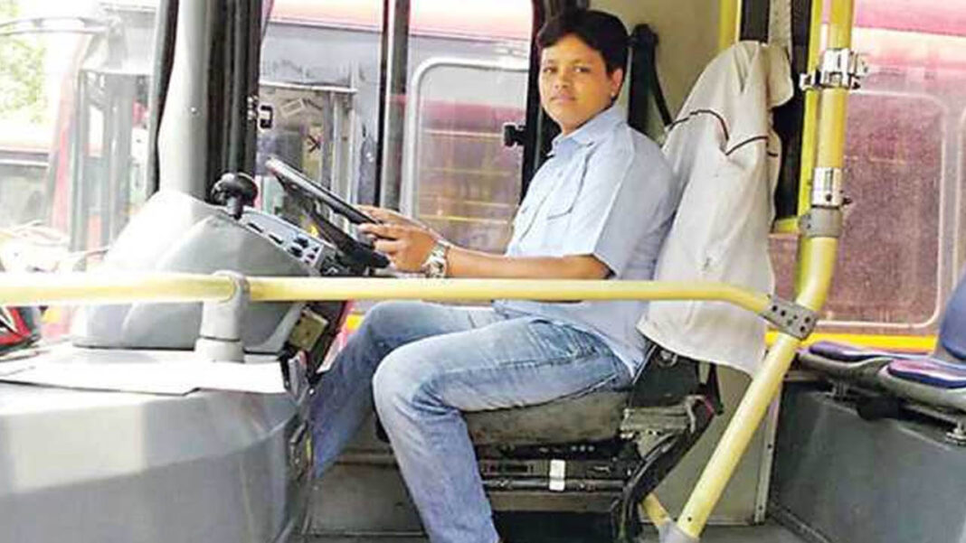 woman bus driver | TGSRTCలో తొలి మహిళా బస్ డ్రైవరుగా సరిత
