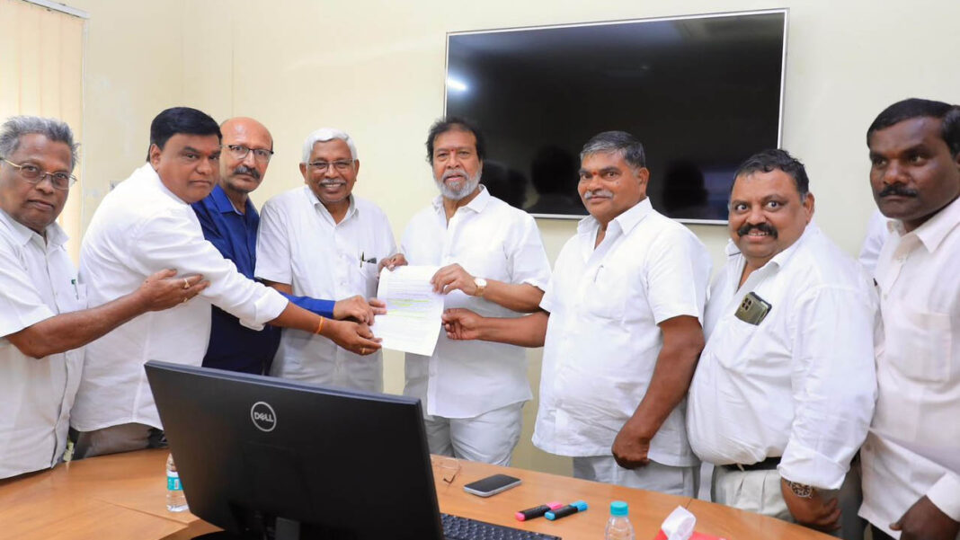 Health Minister | ఆరోగ్యమంత్రిని కలిసిన పీఎంపీ, ఆర్​ఎంపీలు