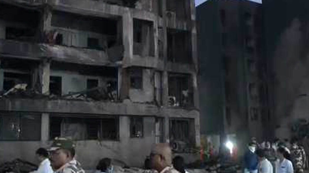 plane crash | అంతర్జాతీయ ఇష్యూగా మారిన ఫ్లైట్​ క్రాష్..​ గుజరాత్​కు యూకే దర్యాప్తు బృందం