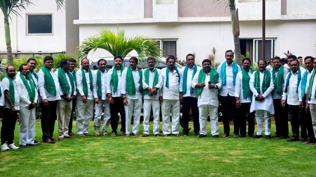 Munnuru kapu Sangham