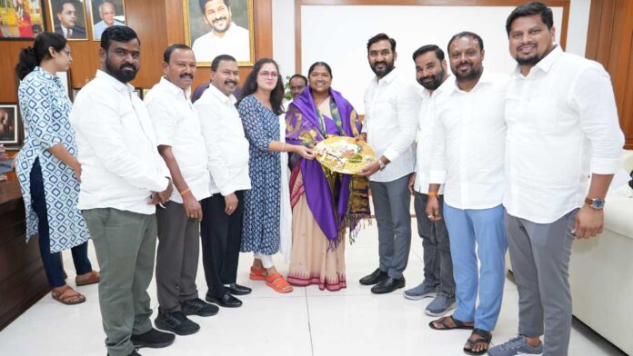 Minister Seethakka