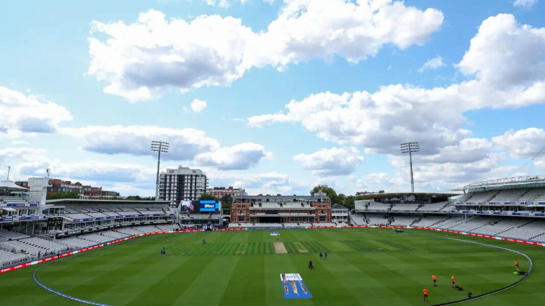 Lords Cricket Pitch