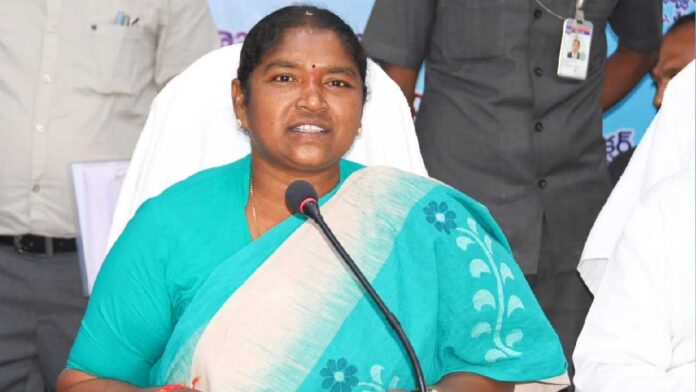 Minister seetakka
