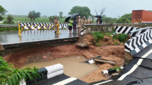 NH-44 damage