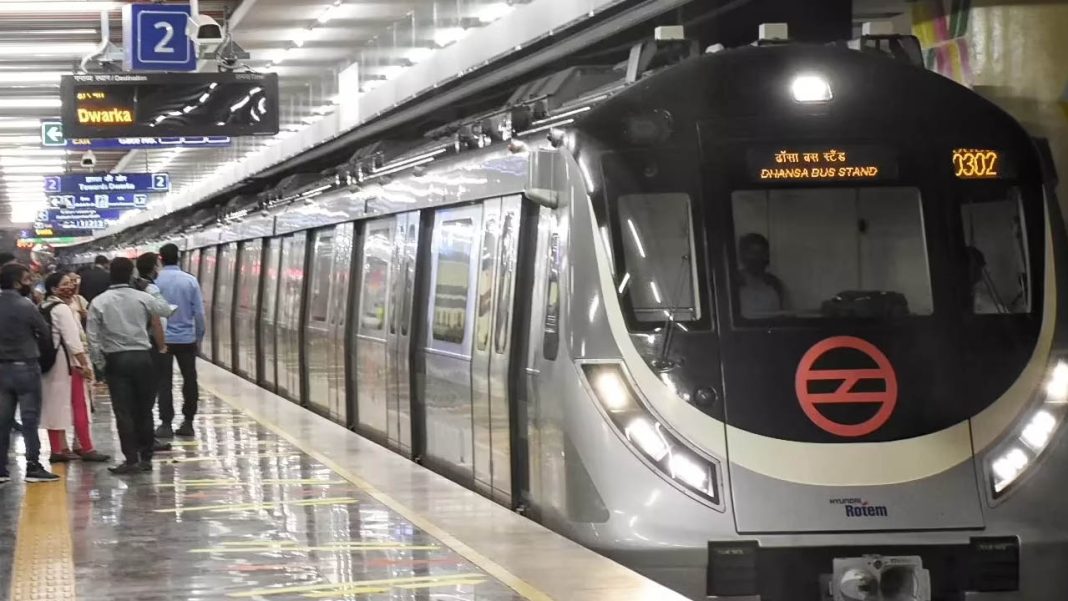 Delhi metro | రాఖీ రోజు స‌రికొత్త చ‌రిత్ర సృష్టించిన మెట్రో.. ఒక్క రోజులో 81.87 లక్షల మంది ప్రయాణం!