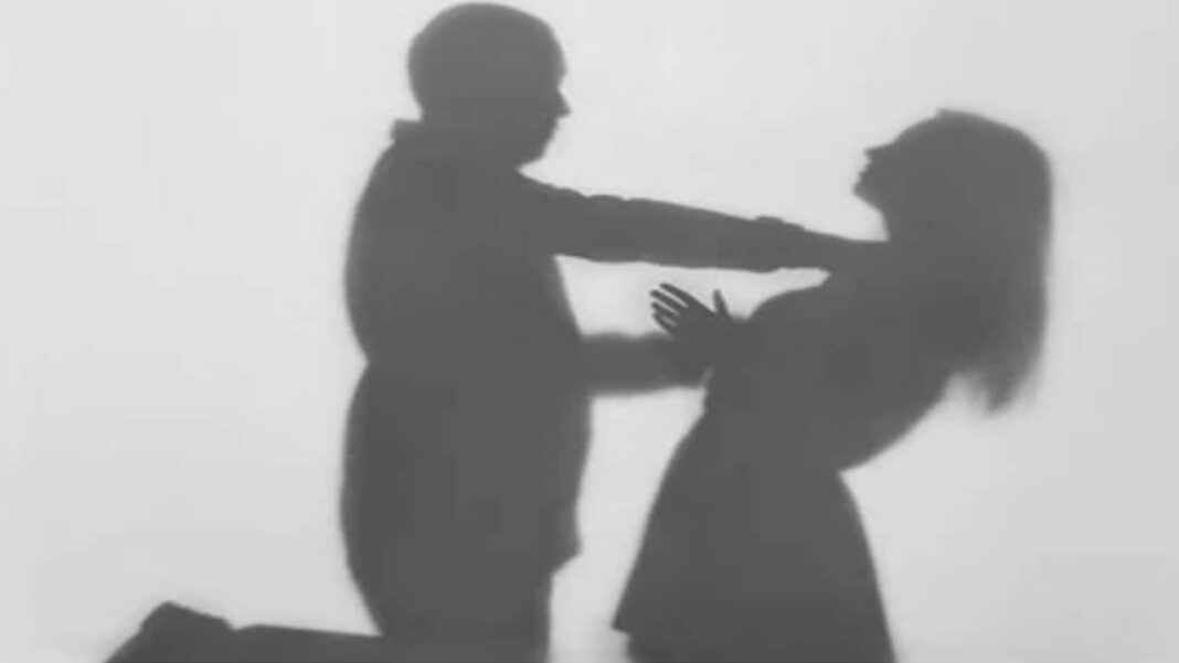 Tamil Nadu | భార్య తల నరికి నేరుగా టీవీ ఛానెల్‌కు.. నిందితుడు కానిస్టేబుల్​