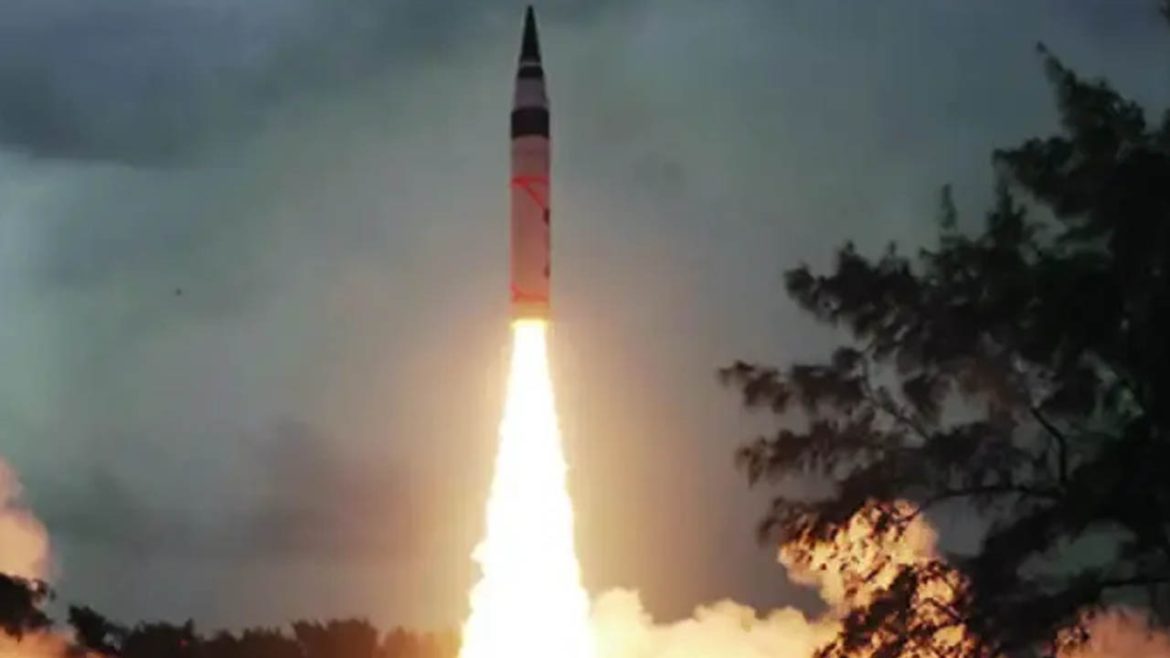 Agni-5 missile | అగ్ని-5 మిస్సైల్‌ పరీక్ష విజయవంతం.. 5 వేల కిలోమీటర్ల లక్ష్యాన్ని ఛేదించగల బాలిస్టిక్‌ క్షిపణి