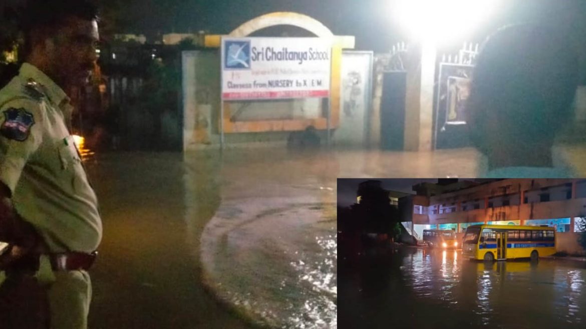 Nizamabad Floods | పులాంగ్, బోర్గాం​ వాగులకు పోటెత్తిన వరద.. నీట మునిగిన శ్రీ చైతన్య పాఠశాల, గుడిసెలు