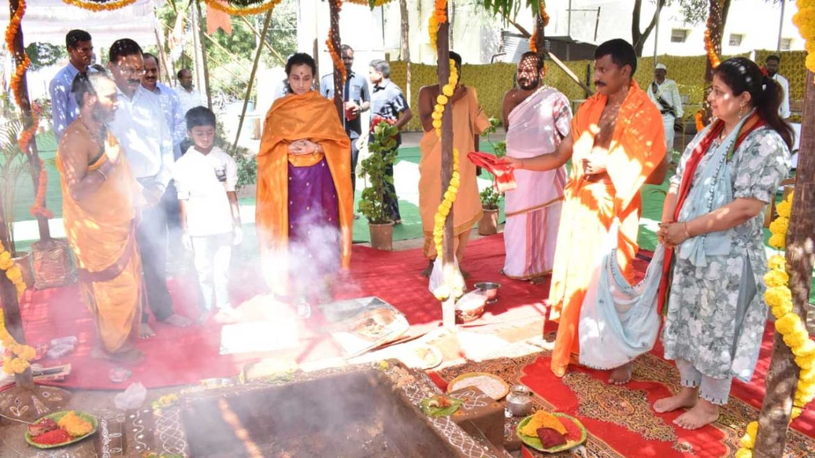Maha Chandi Yagam