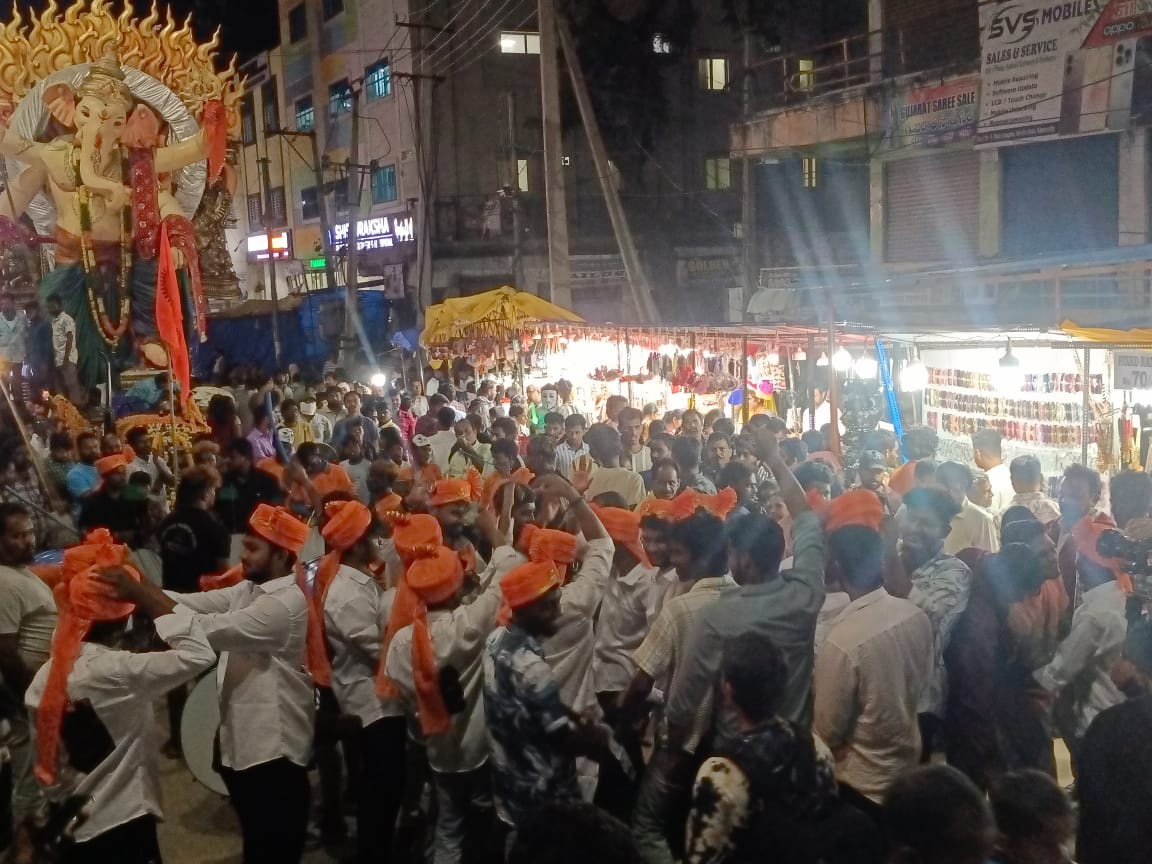 Shobha Yatra | శోభాయాత్ర ప్రారంభం.. గట్టి బందోబస్తు.. కలెక్టర్, ఎస్పీ పర్యవేక్షణ