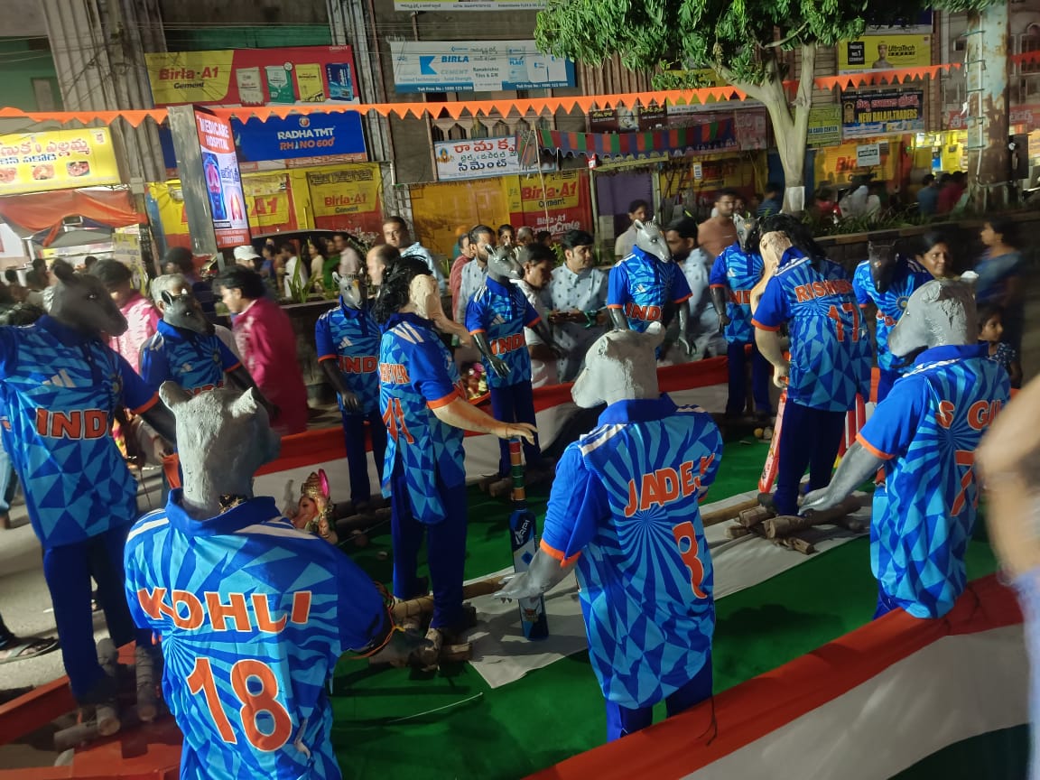 Shobha Yatra | శోభాయాత్ర ప్రారంభం.. గట్టి బందోబస్తు.. కలెక్టర్, ఎస్పీ పర్యవేక్షణ