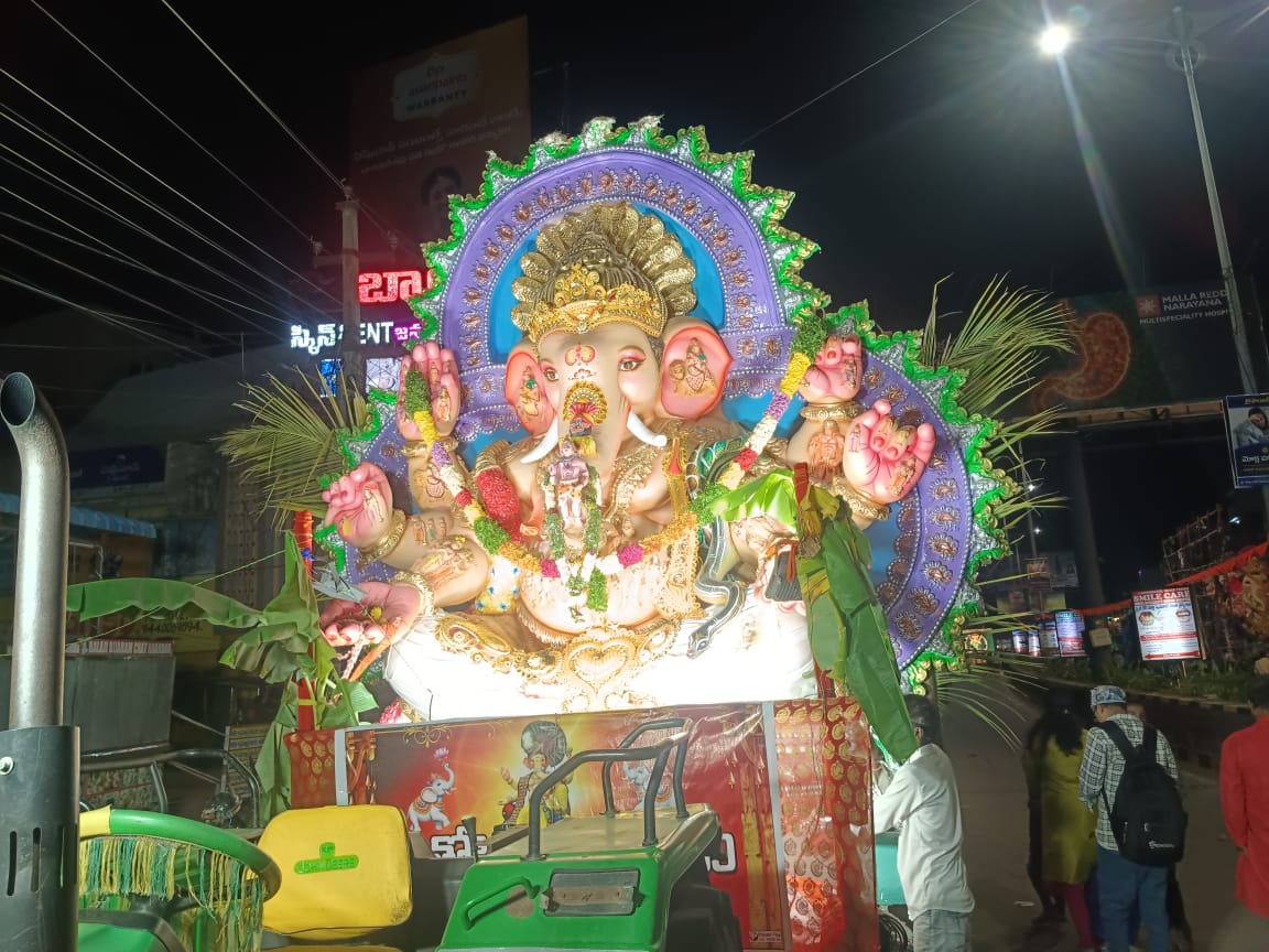 Shobha Yatra | శోభాయాత్ర ప్రారంభం.. గట్టి బందోబస్తు.. కలెక్టర్, ఎస్పీ పర్యవేక్షణ