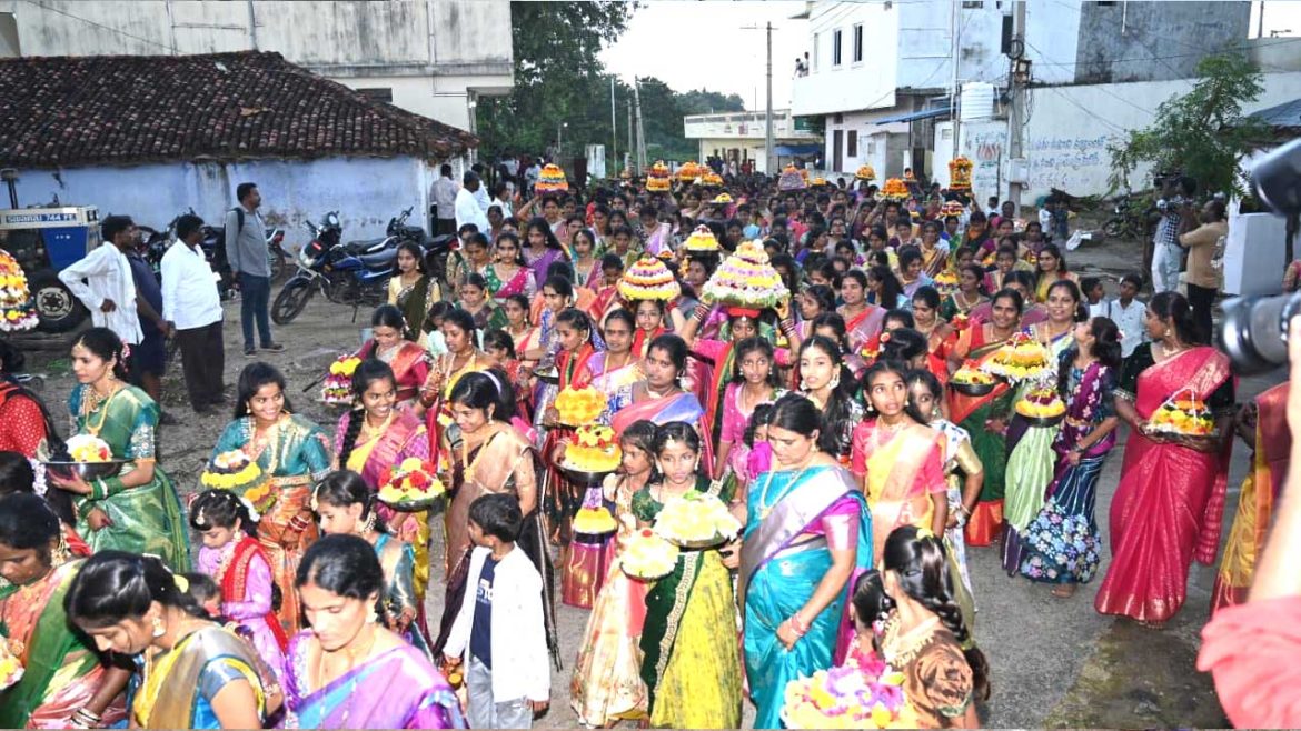Saddula Bathukamma