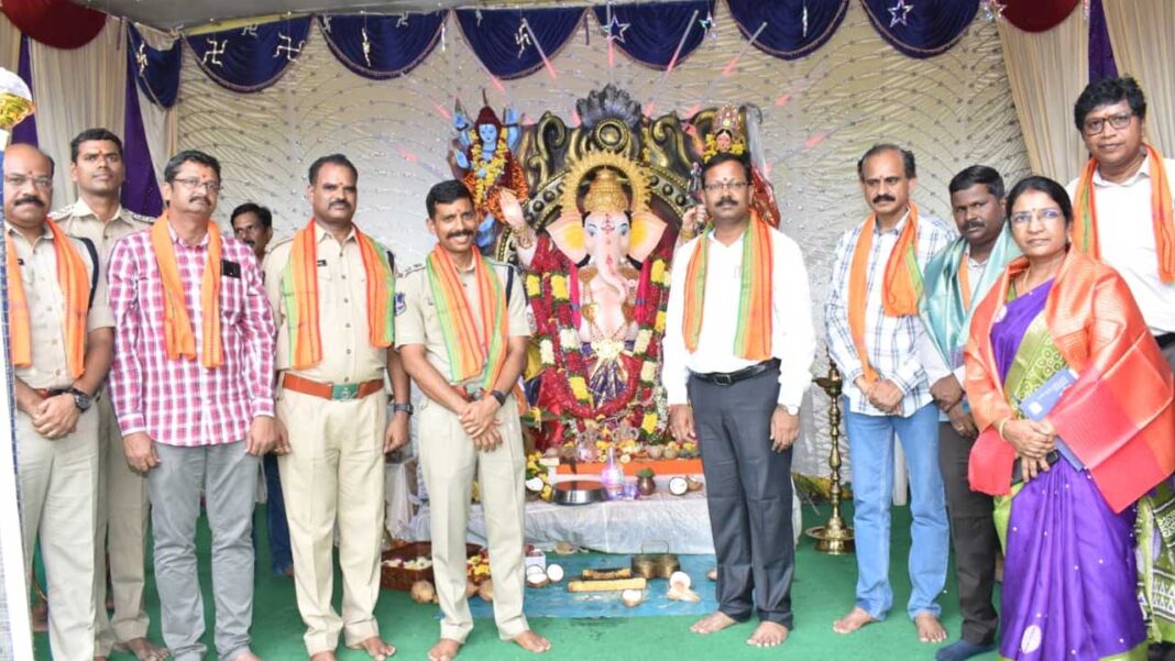 police Vinayaka Chavithi