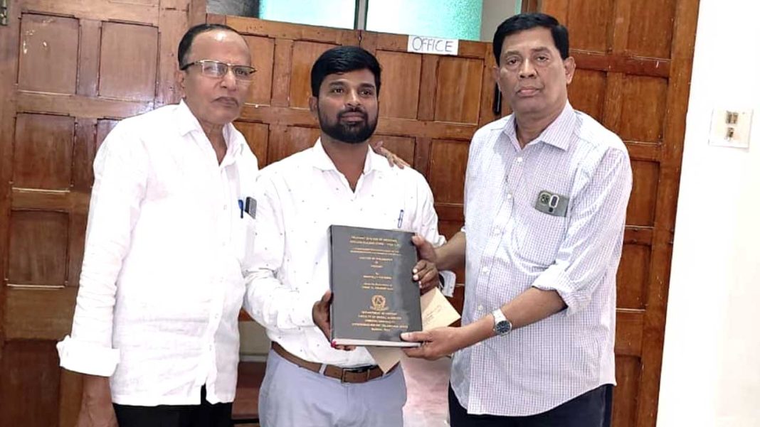 Aloor Aloorప్రదానం