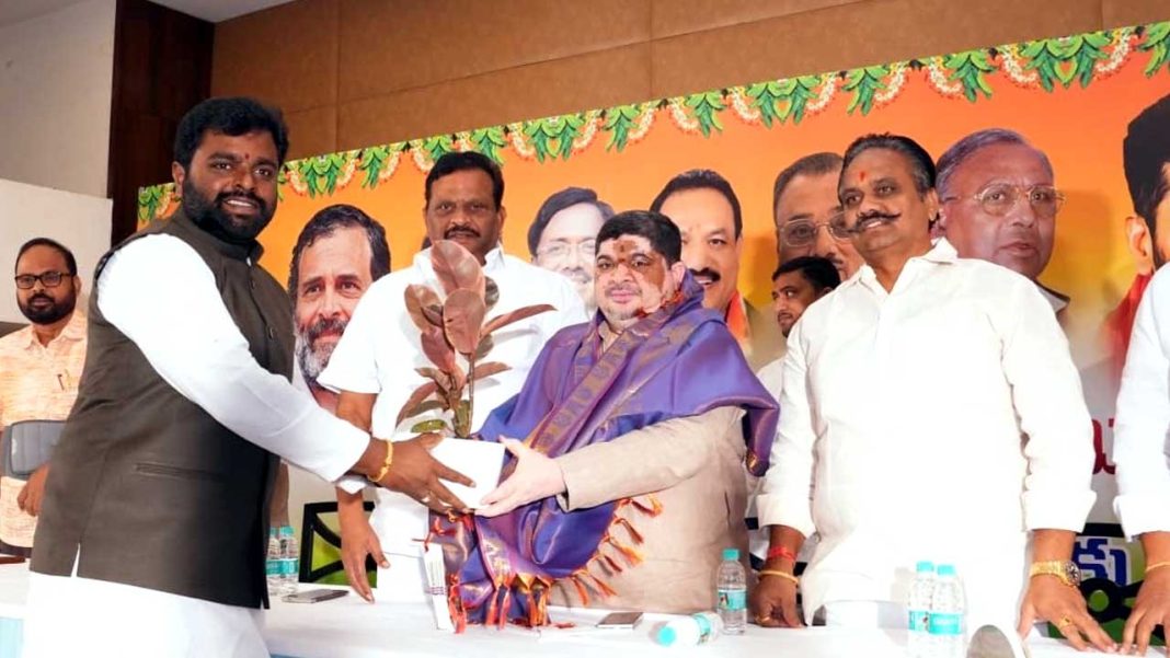 Ponnam-Prabhakar Ponnam Prabhakar