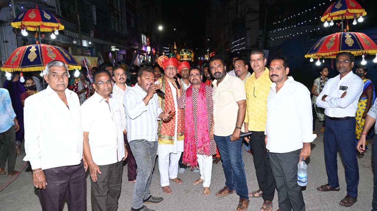 ఘనంగా దేవీమాత రథయాత్ర