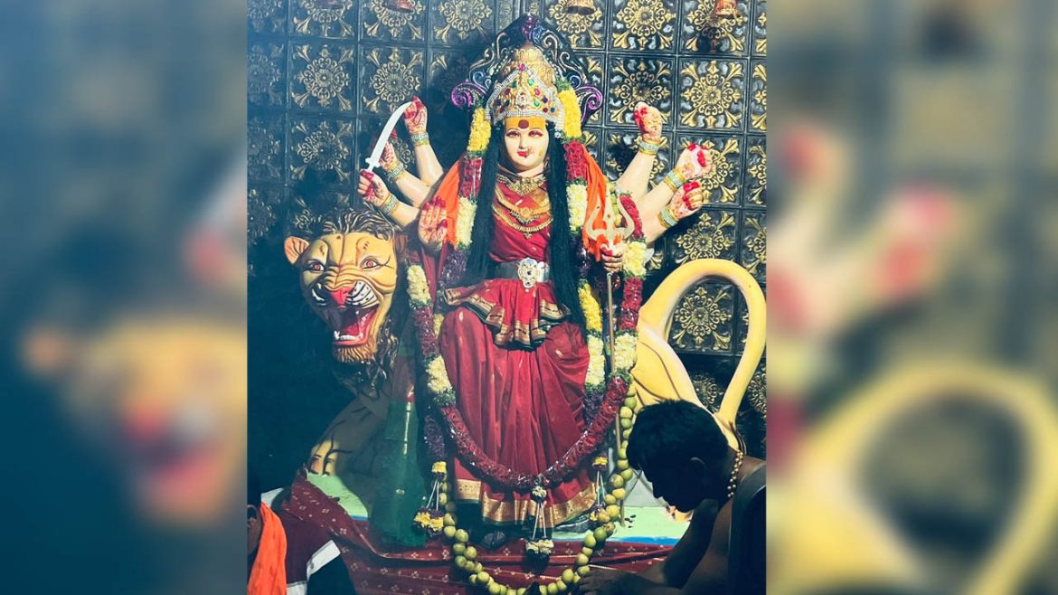 Devi immersion procession | నేత్రపర్వంగా దేవీ నిమజ్జన శోభాయాత్ర