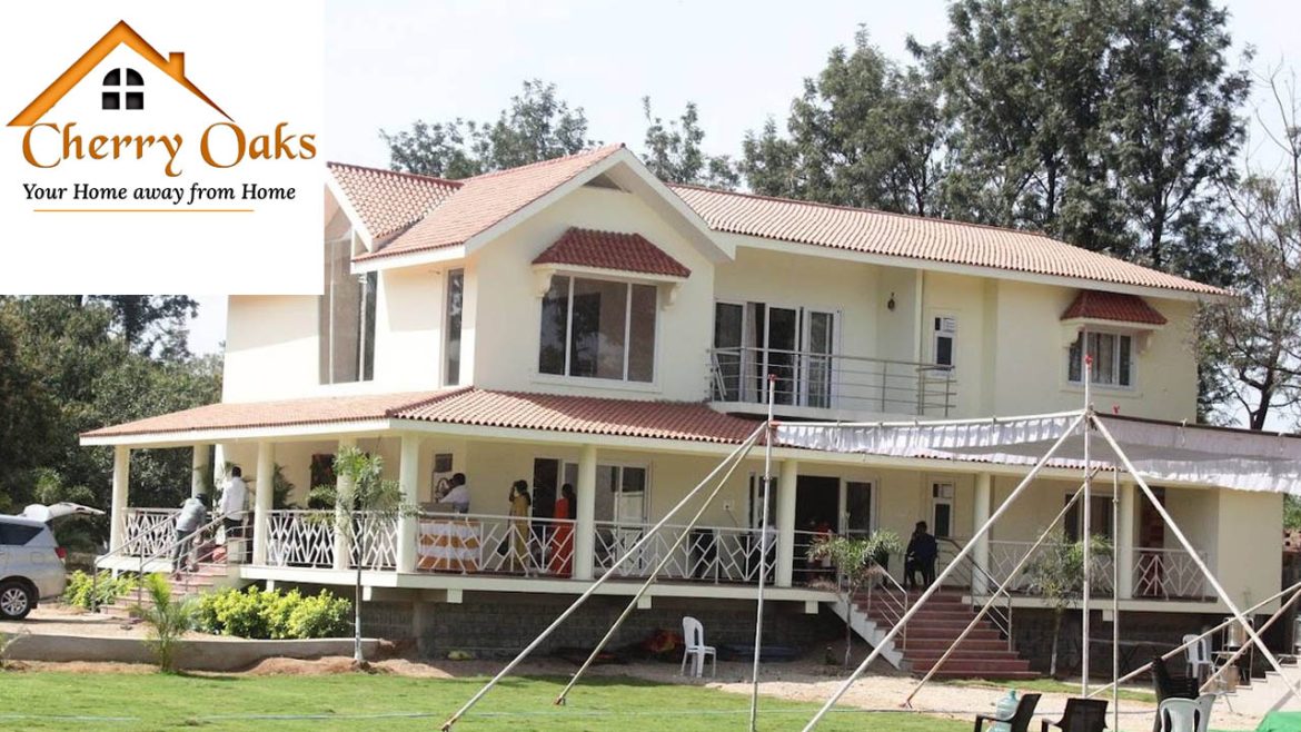 Cherry Vox farmhouse | ఫామ్​ హౌస్​ డ్రగ్స్ పార్టీ.. 50 మంది ఇంటర్​ విద్యార్థులు..