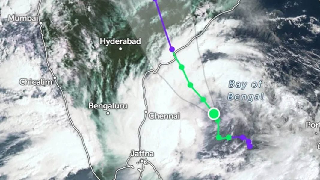 montha cyclone | ఆంధ్రప్రదేశ్‌లో మొంథా తుపాను బీభత్సం.. కుండపోతతో జనజీవనం అస్తవ్యస్తం
