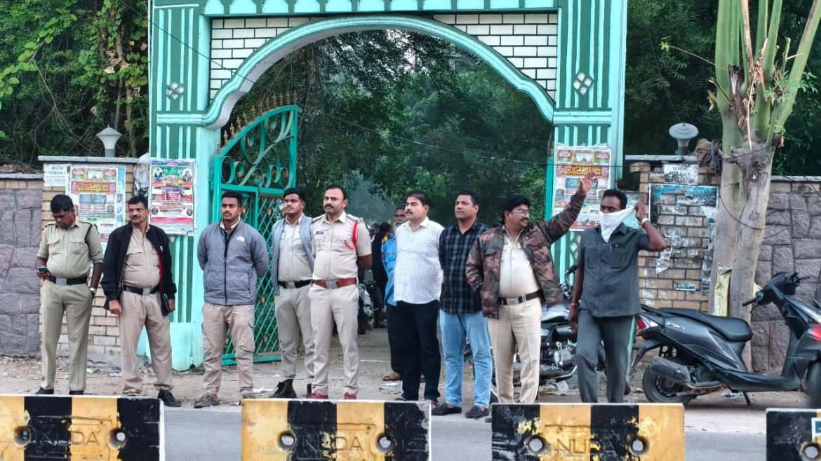 Riyaz funeral | ముగిసిన హంతకుడు రియాజ్​ అంత్యక్రియలు..