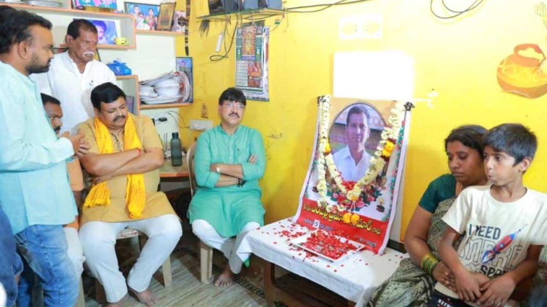 rakesh Constable Pramod