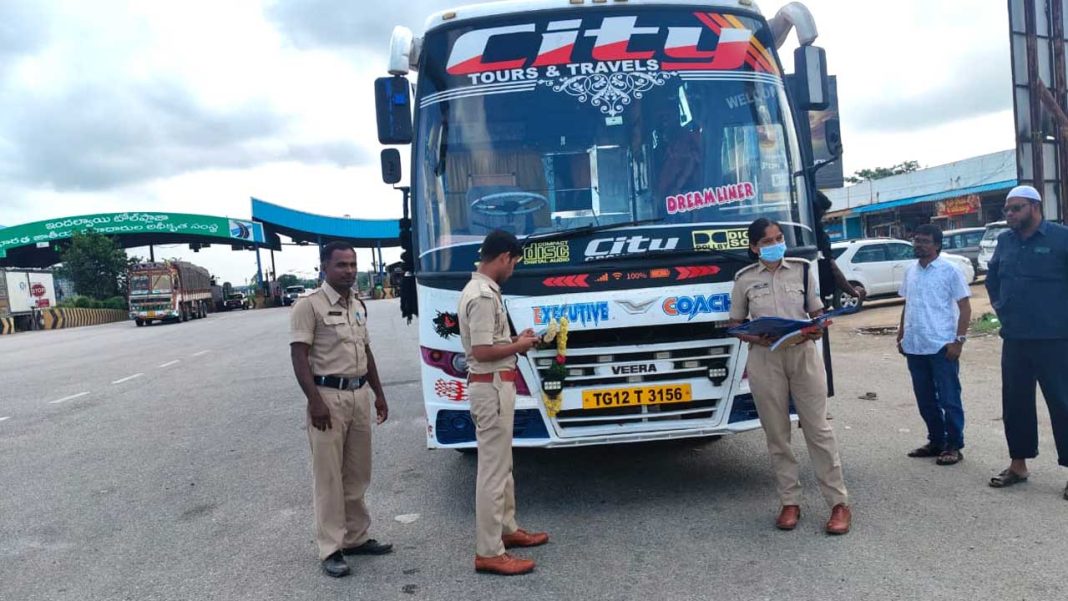 Travels Buses | ట్రావెల్స్ బస్సులను తనిఖీ చేసిన అధికారులు