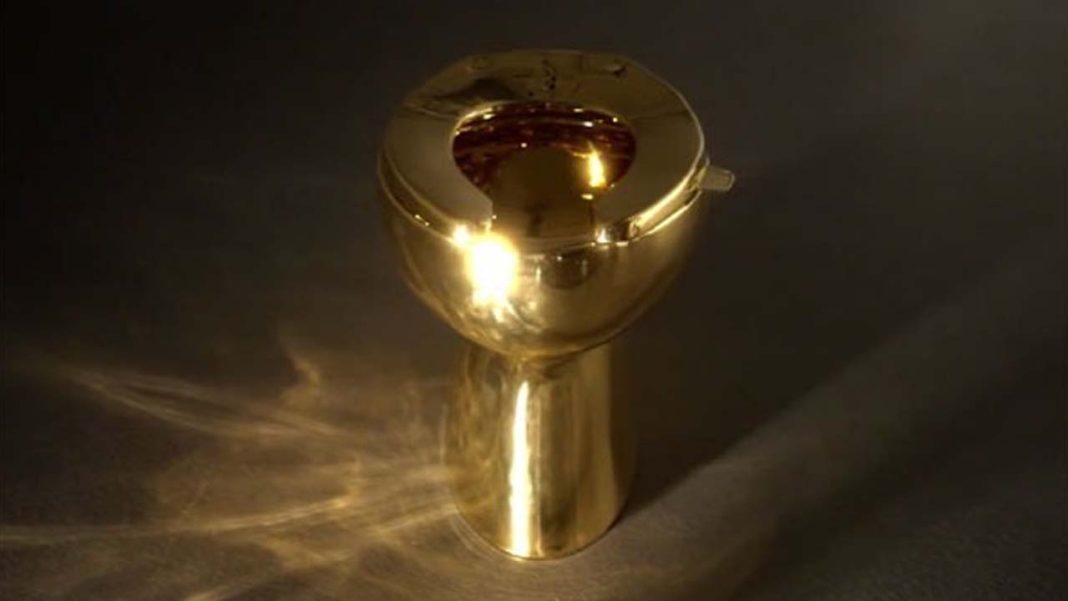 Golden Toilet Golden Toilet