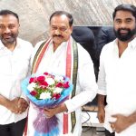 Jukkal MLA | పీసీసీ చీఫ్తో ఎమ్మెల్యే తోట లక్ష్మీకాంతారావు భేటీ Jukkal MLA
